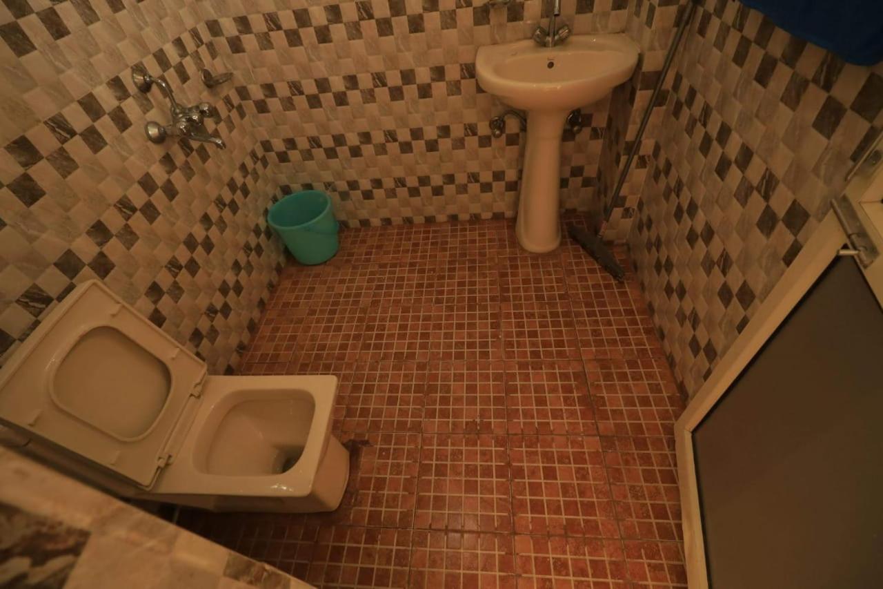 Oasis Guest House Bhagsu D'Shala 다람샬라 외부 사진