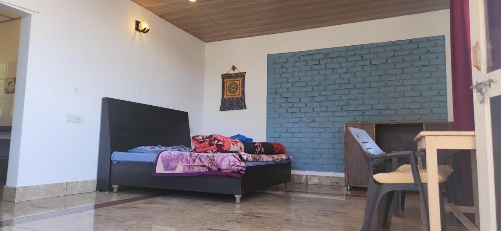 Oasis Guest House Bhagsu D'Shala 다람샬라 외부 사진